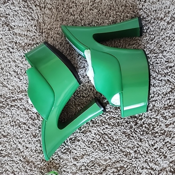 Steve Madden Bristal slip on green platform shoes-6 - Picture 4 of 11